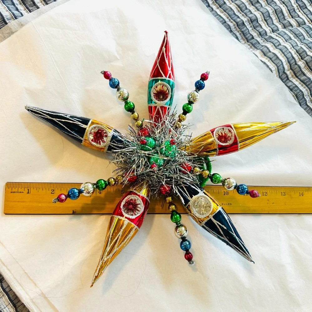 Tree topper Vintage repurposed Colorful Holiday Christmas tree topper - Picture 7 of 7